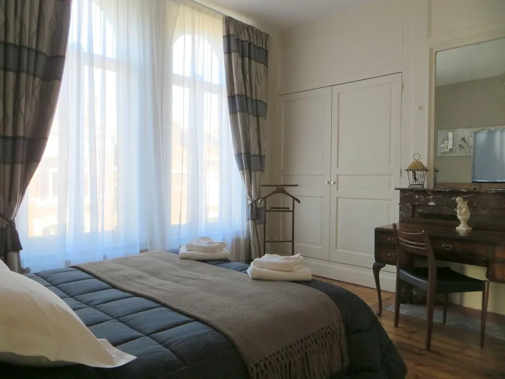Chambres D'Hotes- Lille Aux Oiseaux Bed & Breakfast